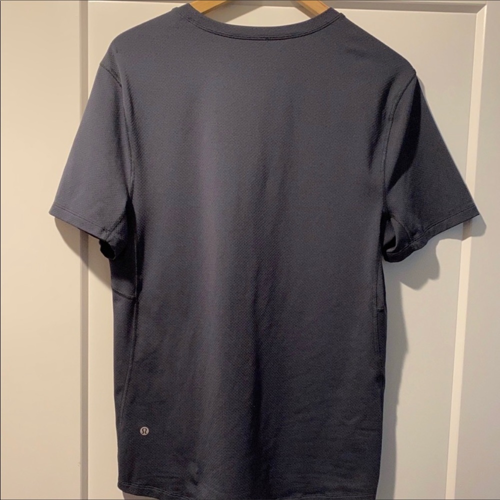 Lululemon's Mens T-Shirt